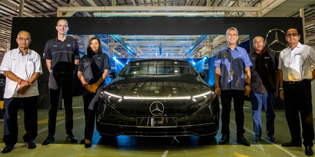 Image 1 accompanying Mercedes Aims for Complete Electrification in Malaysia by 2030