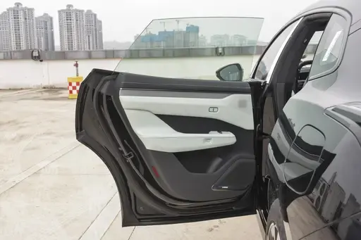 Frameless car door