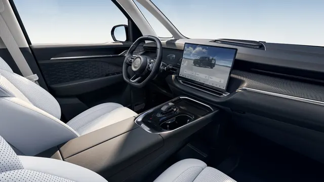 Image 4 accompanying Zeekr 009 Glory Edition Unveiled in China: 4 Seats and 580 kW Power