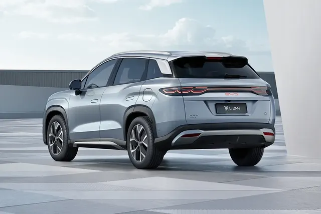 Image 4 accompanying Unveiling the BYD Song L DM-i Hybrid SUV - Latest Innovations in Hybrid Technology