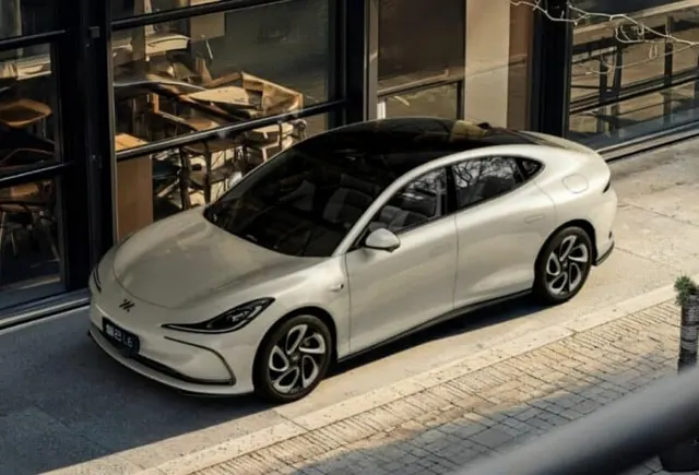 Image 4 accompanying IM L6 EV: Revolutionary 1,002 KM Range with Semi-Solid-State Battery