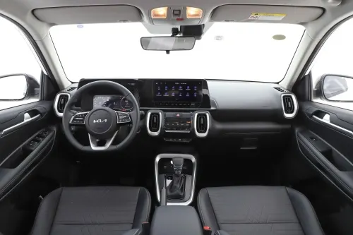 kia-sonet-interior-black