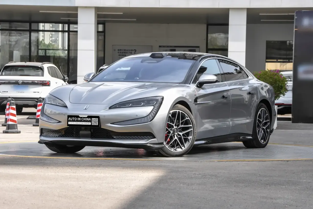 2025 BYD Yangwang U7 EV 4-Seater Flagship Edition | China car exporter