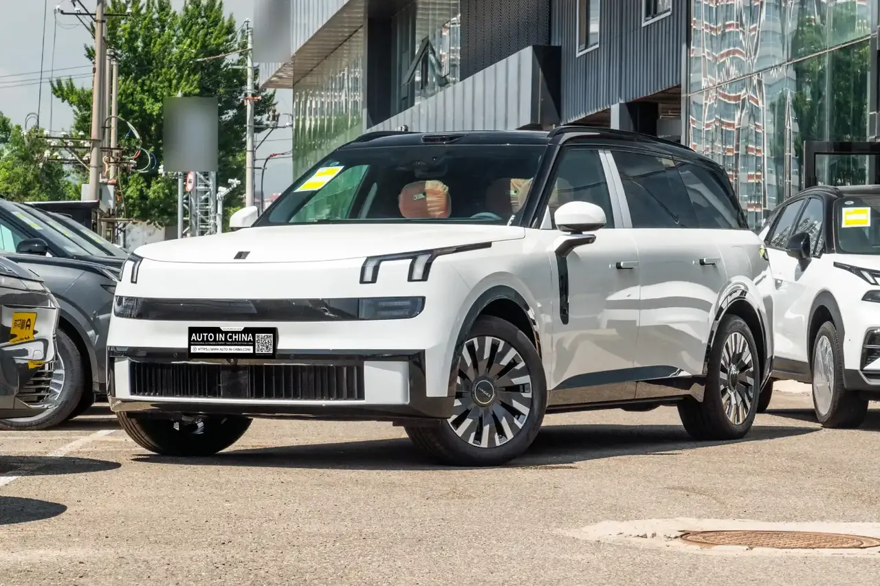 2025 Lynk & Co 900 1.5T Halo | China car exporter