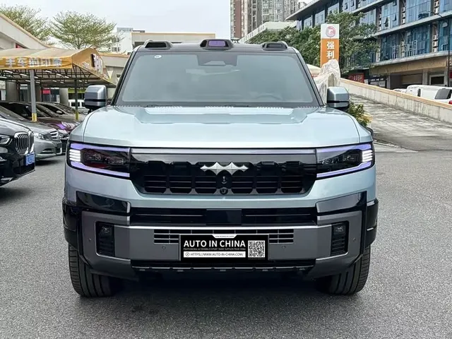 【AIC-JAN78】Fangchengbao Bao 8 2025 Zhiyong Flagship Drone Edition 7-Seat | Exportateur de véhicules d’occasion de Chine