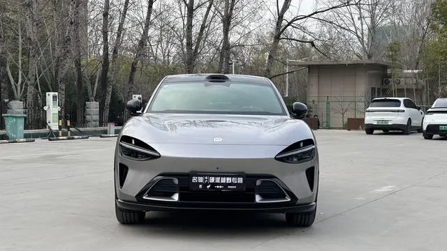 【AIC-MAR94】Xiaomi YU7 2025 Model - Long Battery Life Rear-Wheel Drive Edition | Exportateur de véhicules d’occasion de Chine