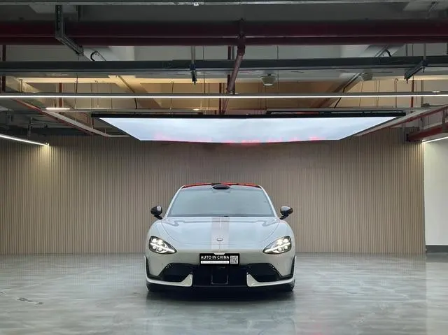 【AIC-MAR47】Xiaomi SU7 Ultra 2025 Standard Edition | Chinese Used Car Exporter