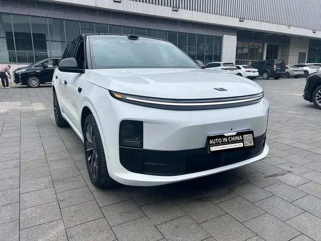 【AIC-APR165】2025 Li Auto L6 Max Smart Facelift Edition | Exportador de vehículos usados de China