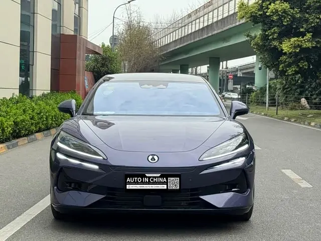 【AIC-MAR162】Denza Z9 2024 1100km AWD Ultra | Exportateur de véhicules d’occasion de Chine