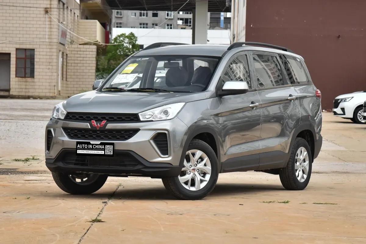 Wuling Hongguang S3 1.5L 6MT Comfort Version | New Vehicle Export — No 180-Day Waiting Period