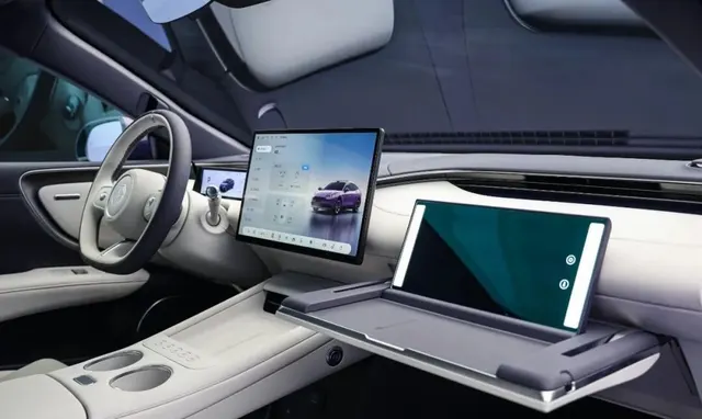 Image 5 accompanying MG 07 Revealed: A New Intelligent Electric Sedan With Premium Design and Advanced Technology