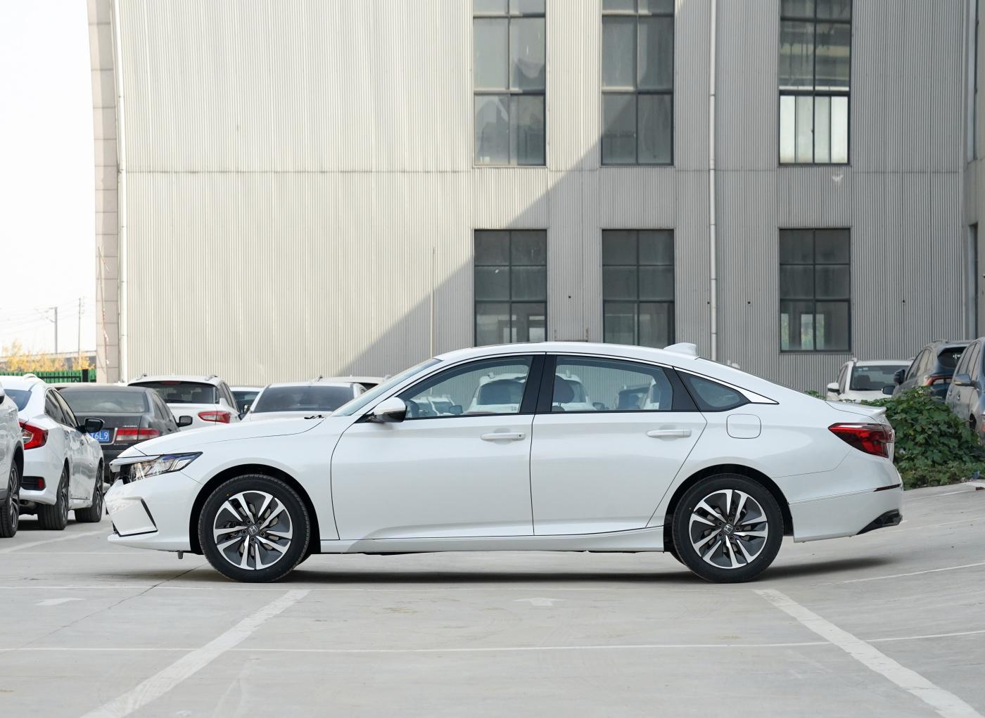 Dongfeng Honda Inspire 1.5T/2.0L CVT Hybrid mid-size sedan - Honda - 3