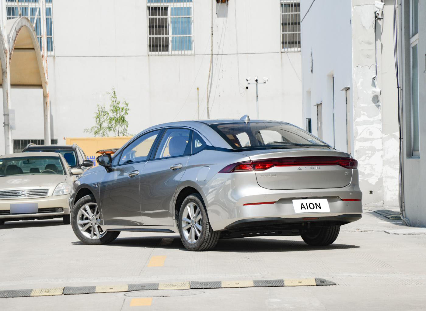 GAC AION New Energy Vehicle, AION S Mei 580 Electric Sedan To Export Trade - AION - 4