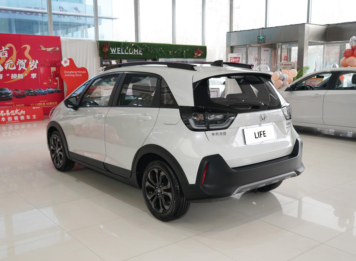 Dongfeng Honda Fit LIFE 1.5L CVT Small Car K Car - Honda - 4