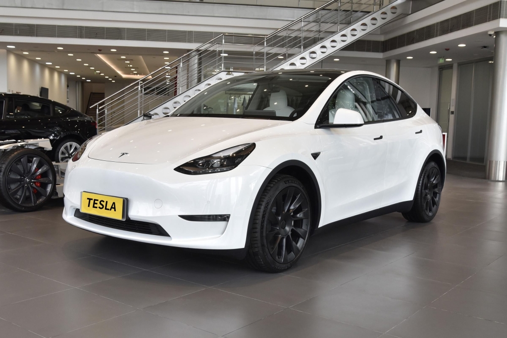 2024 Tesla Model Y Performance High-Performance All-Wheel Drive Spec & Price