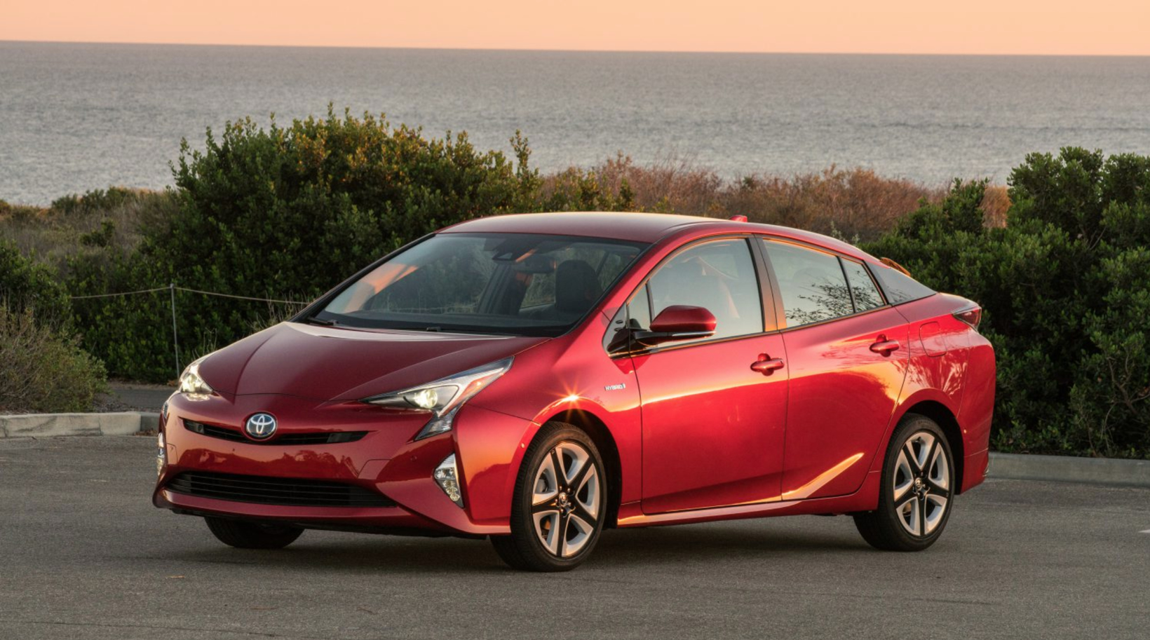 Hybrid Vehicles Forge a Resilient Path Amidst EV Transition, Industry Insights Reveal - Car News - 1