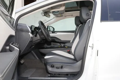 24-vw-id6-crozz-auto-in-china-5
