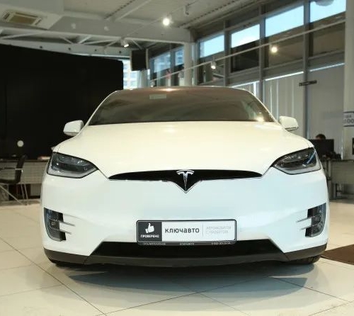 Tesla Modell x