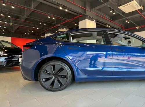 Tesla Abandons Low-Cost Car Plans Amid Intense Competition from Chinese EVs