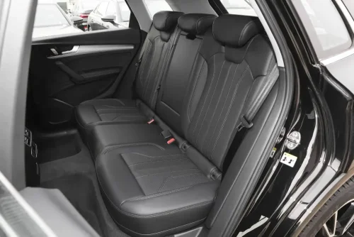 audi-q5l-trendy-and-sporty-model-10