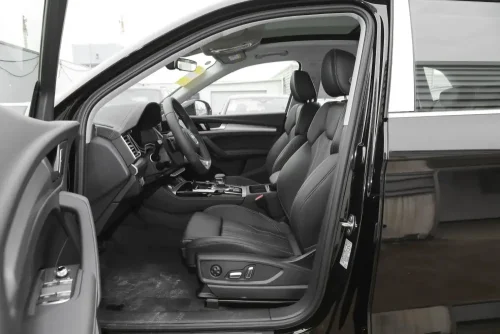 audi-q5l-trendy-and-sporty-model-7