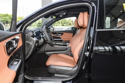 Benz-GLC-260L-Auto-in-China-7