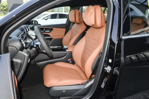 Benz-GLC-260L-Auto-in-China-8