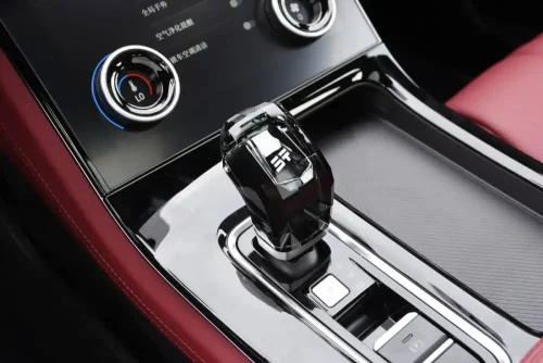 JETOUR-X70-PLUS-6DCT-5местный-10