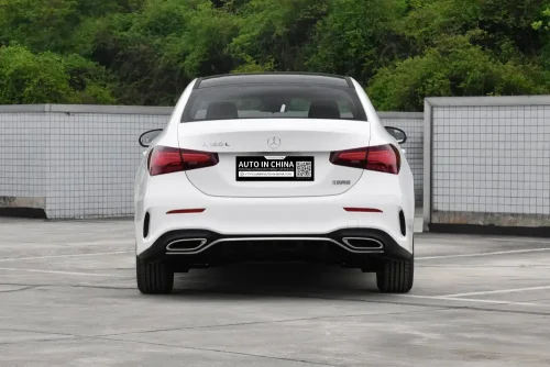 benz-a180l-auto-in-china-4