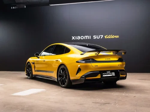 25-xiaomi-su7-ultra-4-auto-in-china