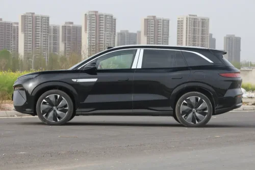 Tang-l-EV-car-en-Chine-3