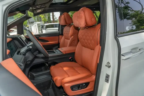 Trumpchi-M8-Auto-in-China-10