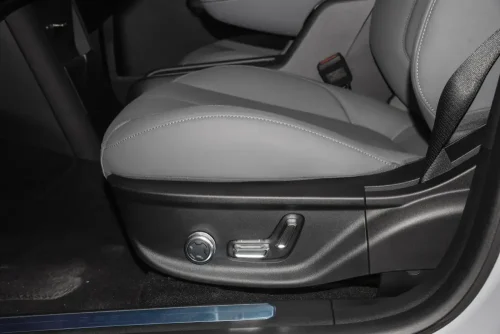 2025-zeekr-x-auto-in-china-11