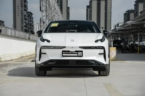 2025-zeekr-x-auto-in-china-2