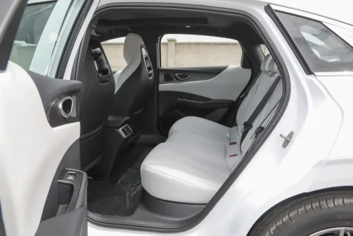 25-byd-seal-06-ev-auto-in-china-11
