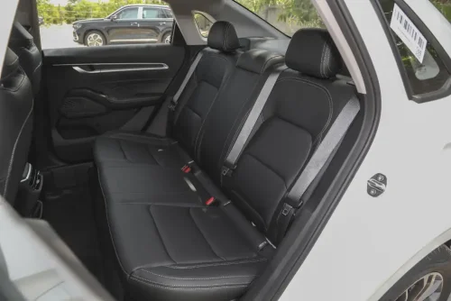 25-geely-emgrand-auto-in-china-11