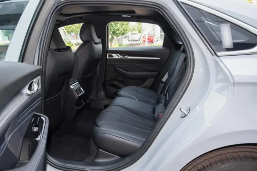 25-geely-preface-auto-in-china-10