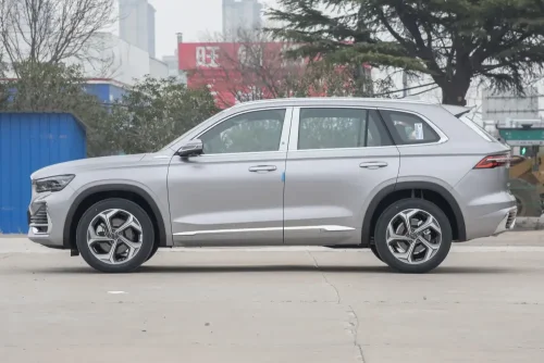 25-geely-xingyue-l-auto-in-china-3