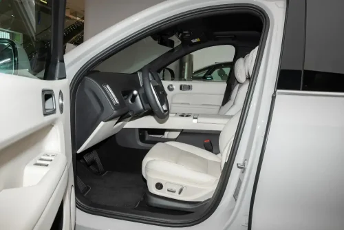 25-liauto-l6-auto-in-china-9
