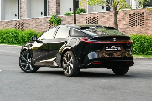25-toyota-bz5-auto-in-china-4