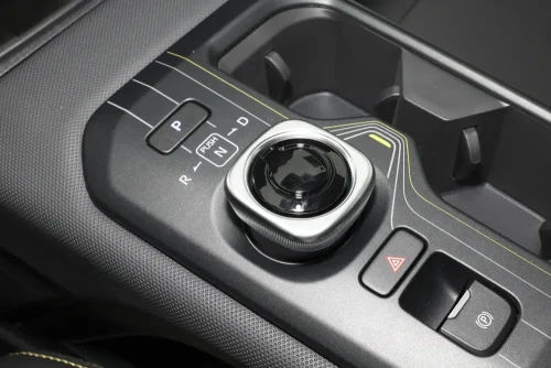 25-toyota-bz5-auto-in-china-7