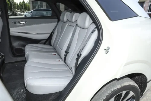 25-BYD-SEAL-06-ev-auto-in-china-13