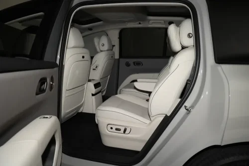 25-liauto-i8-auto-in-china-13
