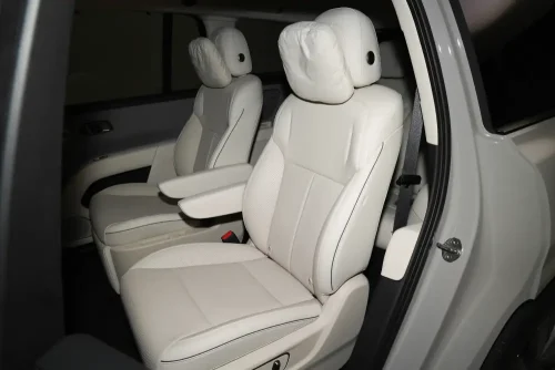 25-liauto-i8-auto-in-china-14