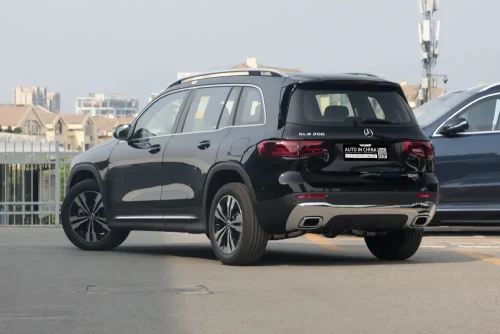 25-mercedes-benz-glb200-auto-in-china-4