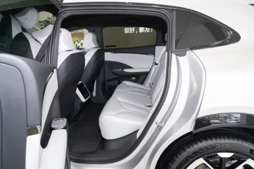 25-xpeng-g7-auto-in-china-11