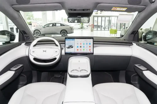 25-xpeng-g7-auto-in-china-7