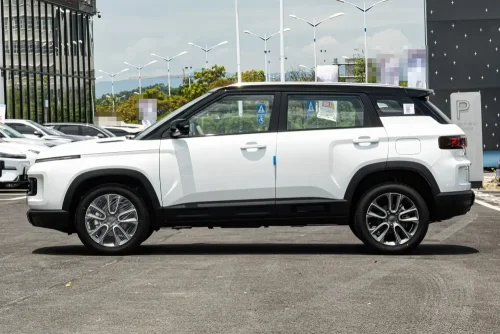 geely-icon-auto-in-china-4