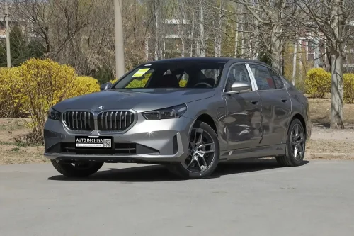 2024 BMW i5 eDrive35L Luxury Package black exported from China