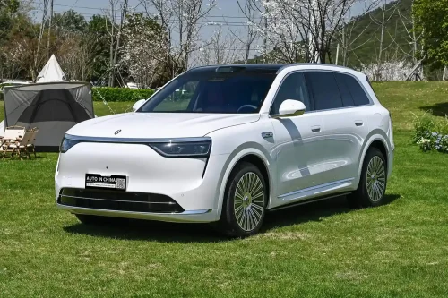 2025 AITO M8 Extended Range Ultra 5-Seater exported from China